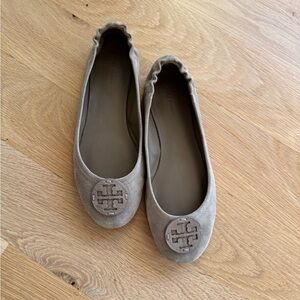 Tory Burch Women's Beige Loafers